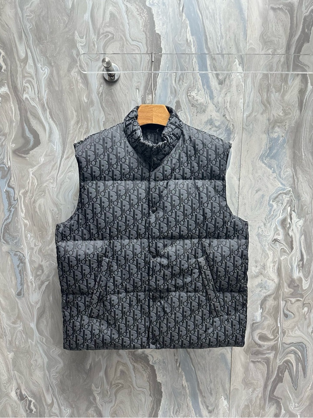 Dior Gray Monogram Quilted Puffer Vest❤️